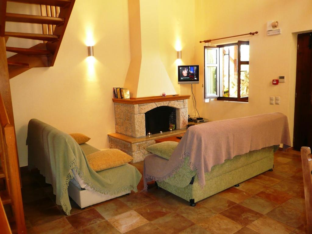 Posezení v ubytování Maison Viros