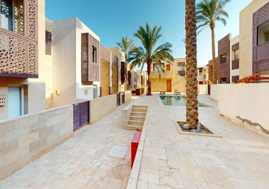 Bazén v ubytování Cozy 2 Bedroom-WS3 at SCARAB Elgouna nebo v jeho okolí