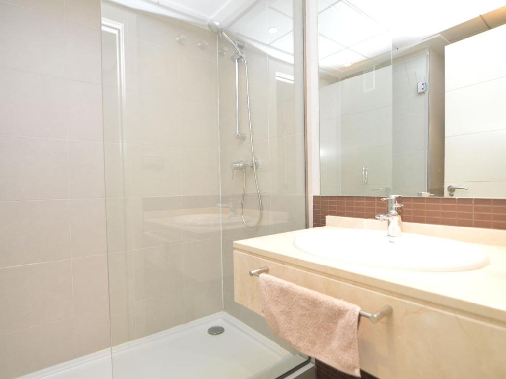 Koupelna v ubytování Apartment with pool in Orihuela