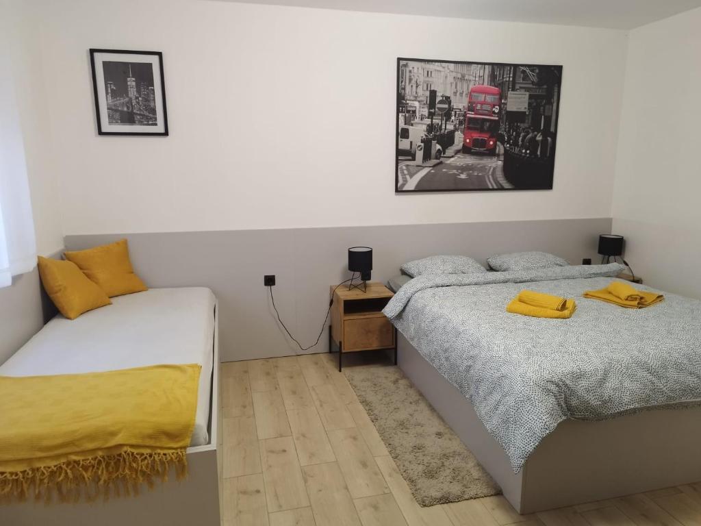 Katil atau katil-katil dalam bilik di Bellisima studio apartment