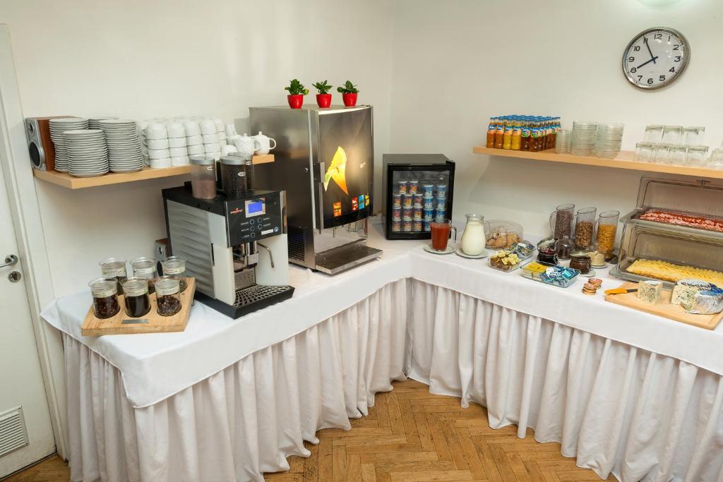 Hotel Meda of Museum Kampa - Resim 7