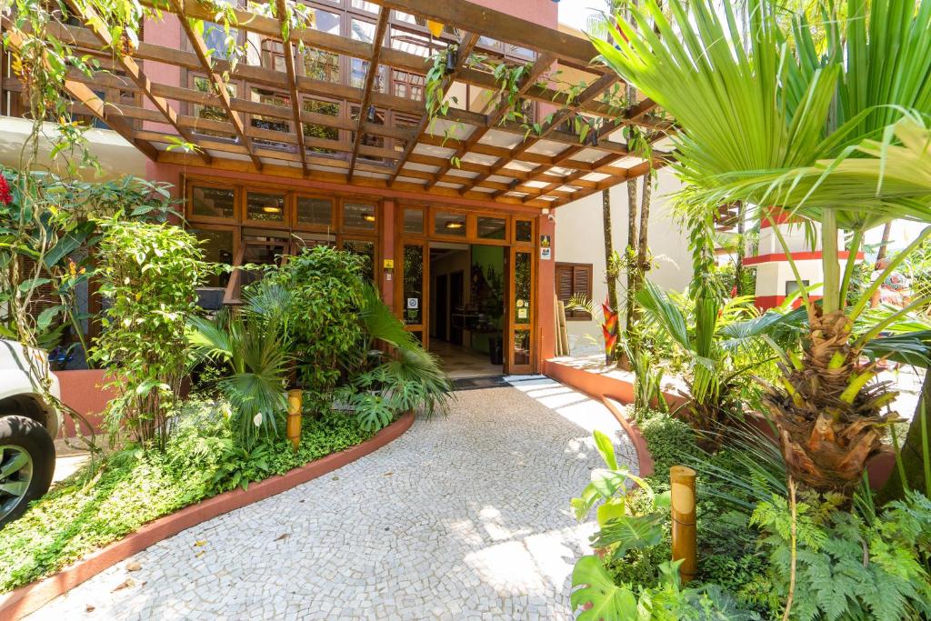 Um jardim em Pousada do Almirante