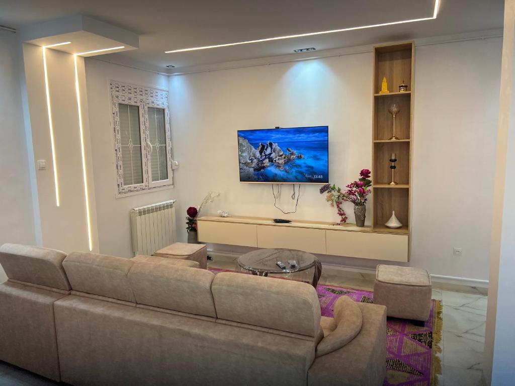 Una televisión o centro de entretenimiento en Loft19