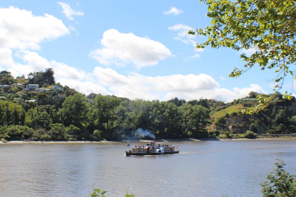 Astral Motel - Resim 14