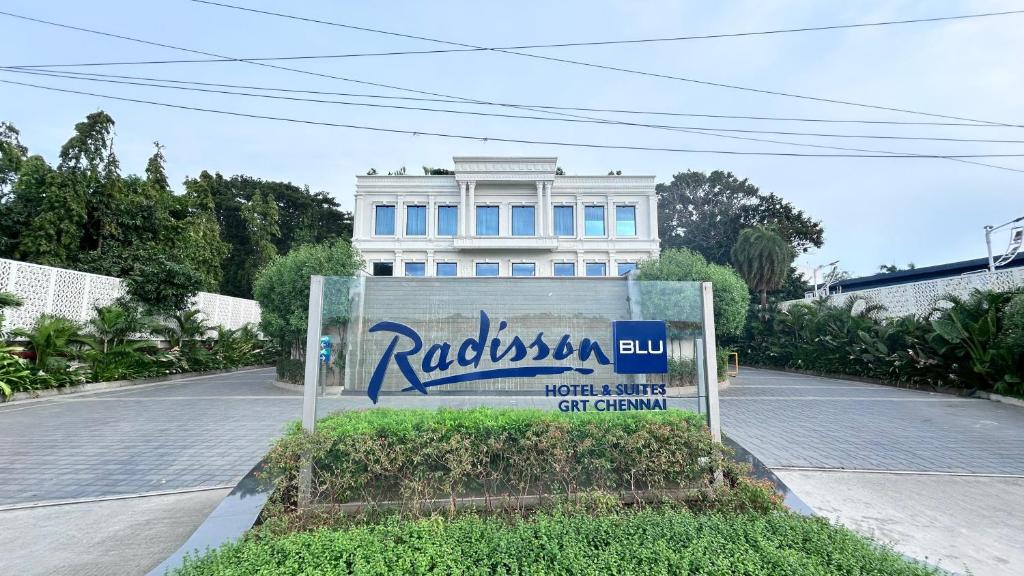 Ein Zertifikat, Auszeichnung, Logo oder anderes Dokument, das in der Unterkunft Radisson Blu Hotel & Suites GRT Chennai ausgestellt ist