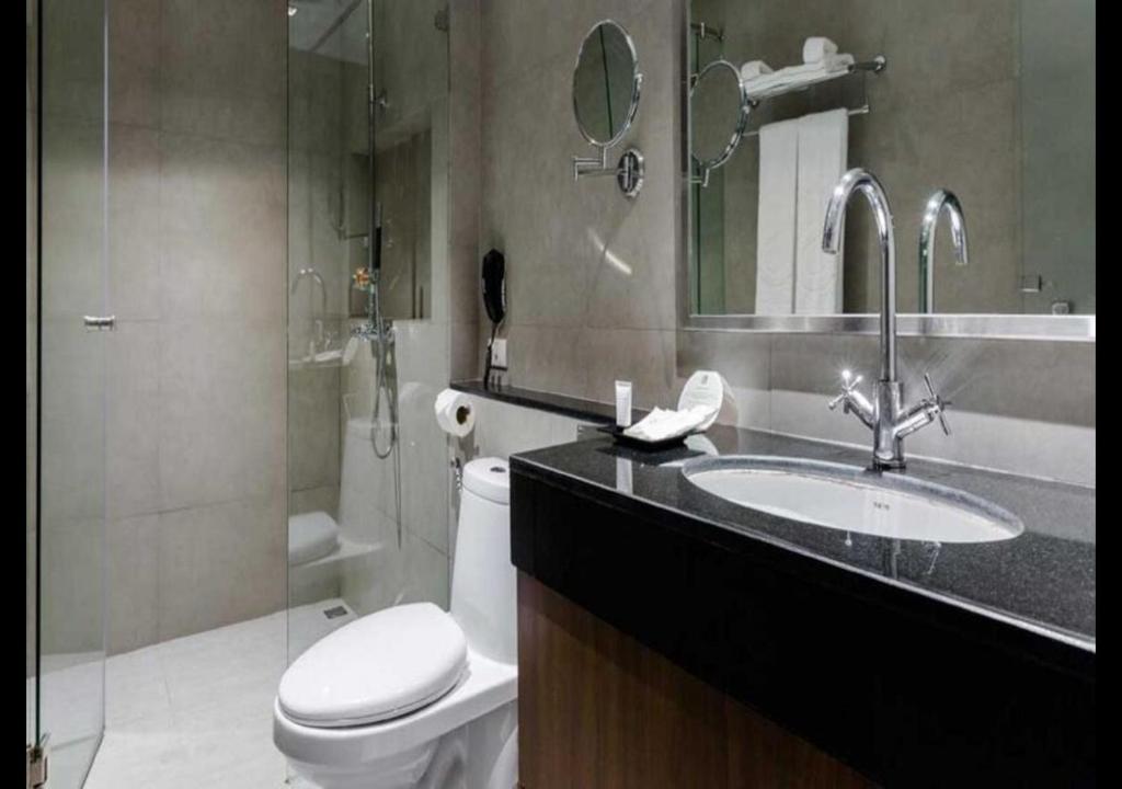 S33 Compact Sukhumvit Hotel - Resim 36