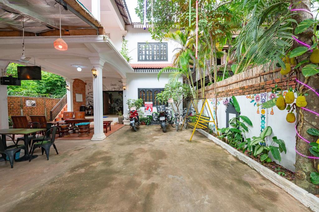 Zahrada ubytování Namo Angkor Villa