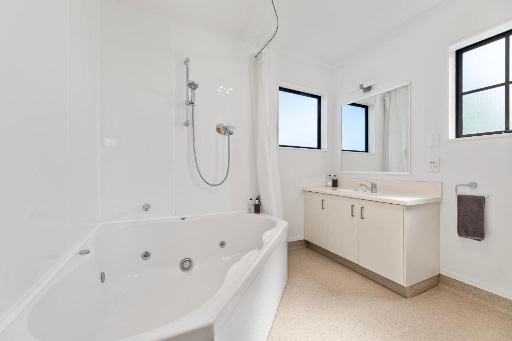 Knightsbridge Court Motor Lodge - Resim 20