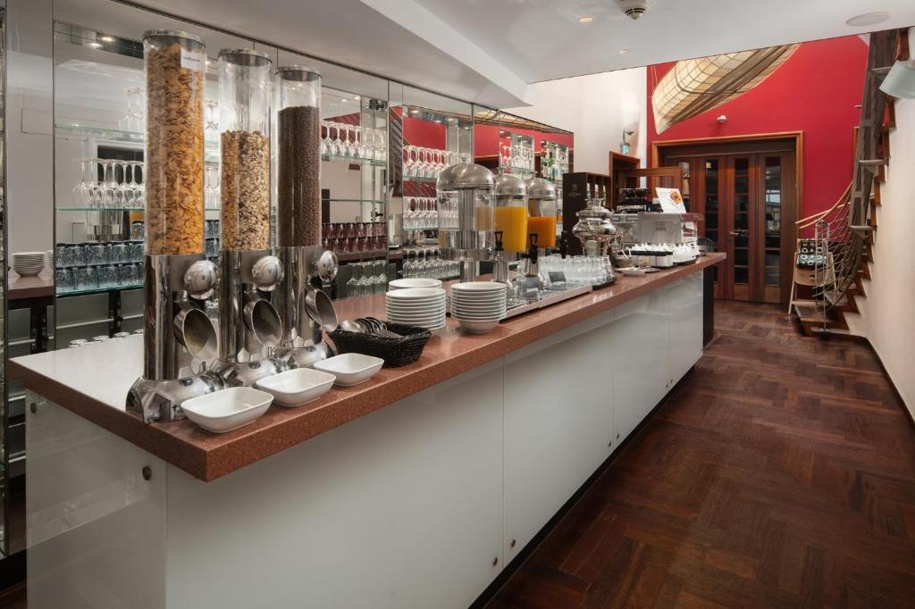 Hotel Baseler Hof - Resim 37