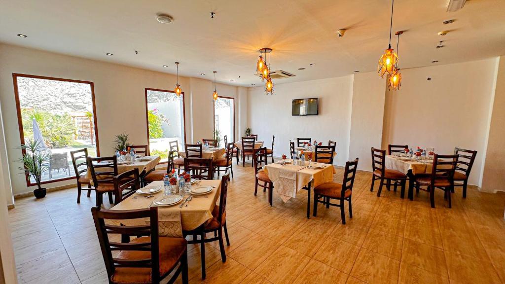 Posezení v ubytování Riyam Hotel