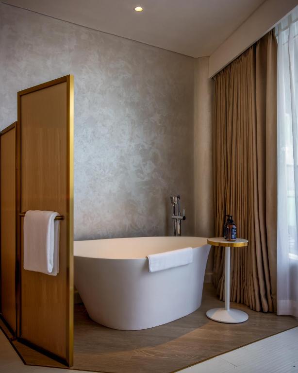Koupelna v ubytování Gem Forest Hotel Nairobi - MGallery Collection