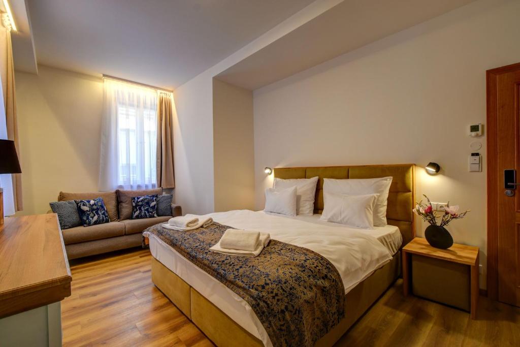 
Superior Family Room
