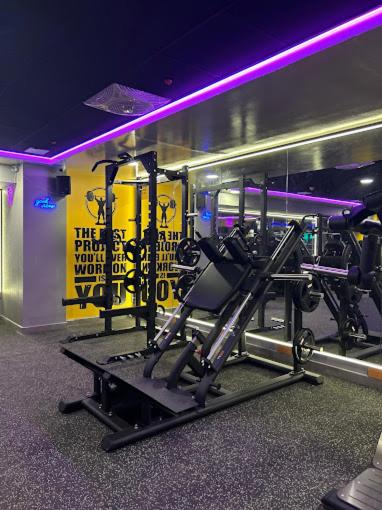 Fitness centrum a/nebo fitness zařízení v ubytování Capsule Room in Business Bay Near Downtown