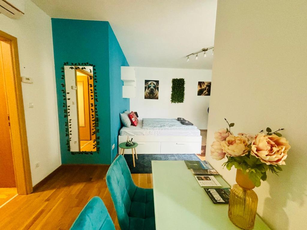 Vamo-Lak 1061 Budapest, Paulay Ede utca 3-5 kép - 1