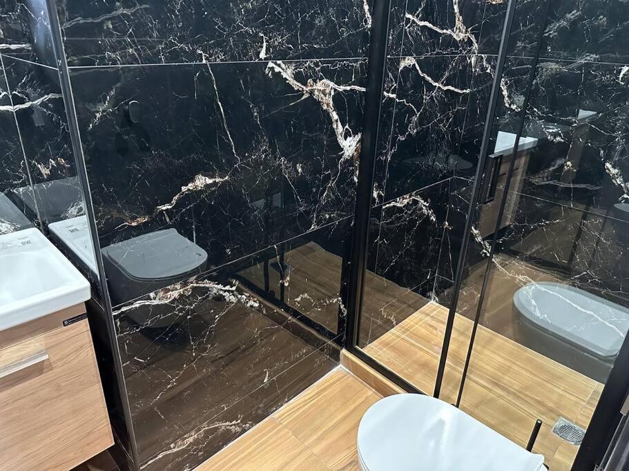 Balkón nebo terasa v ubytování Port Brown Suite 1