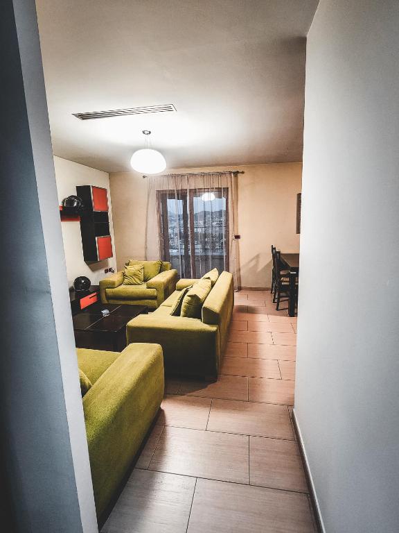 Posezení v ubytování Skyline Apartments Tirana