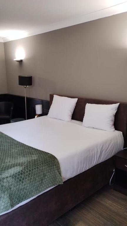 The Velvet Lodge - Resim 14