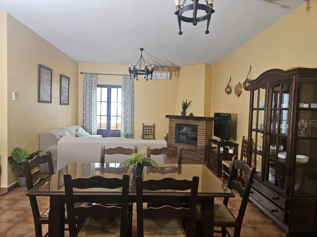 Fotografie z fotogalerie ubytování Alojamiento Rural Casitas Cueva del Gato v destinaci Benaoján