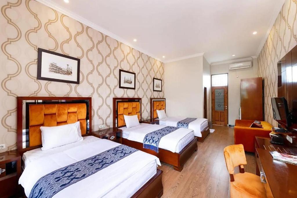Niwa Canting - Triple Room With Balcony