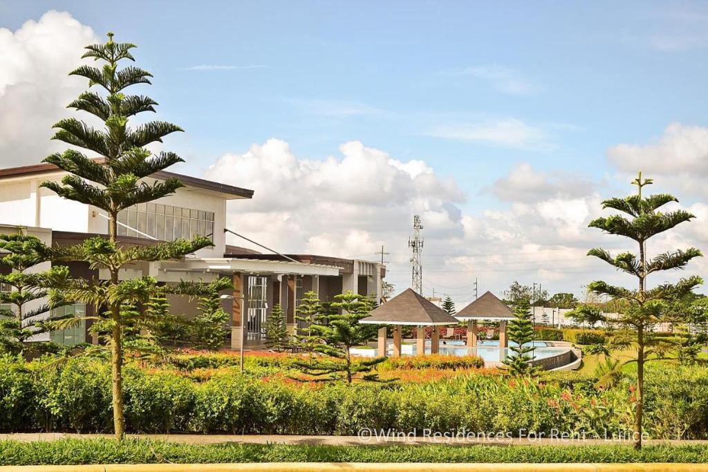 Zahrada ubytování JRT Suites Tagaytay