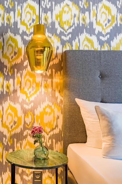 rugs HOTEL Köln - Resim 44