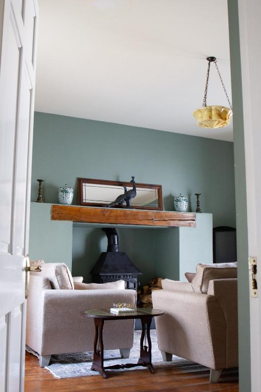 Posezení v ubytování Hill House Lodge sleeps 6 Overlooking the rock of Cashel
