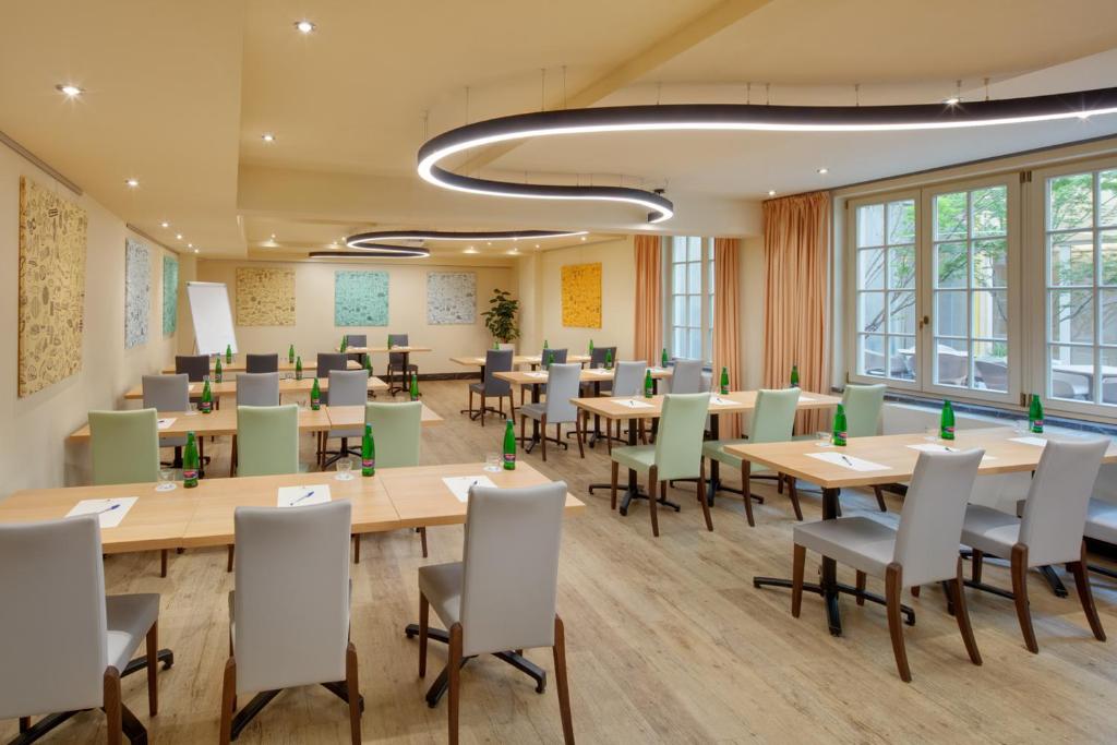 Restaurace v ubytování Hotel Clement