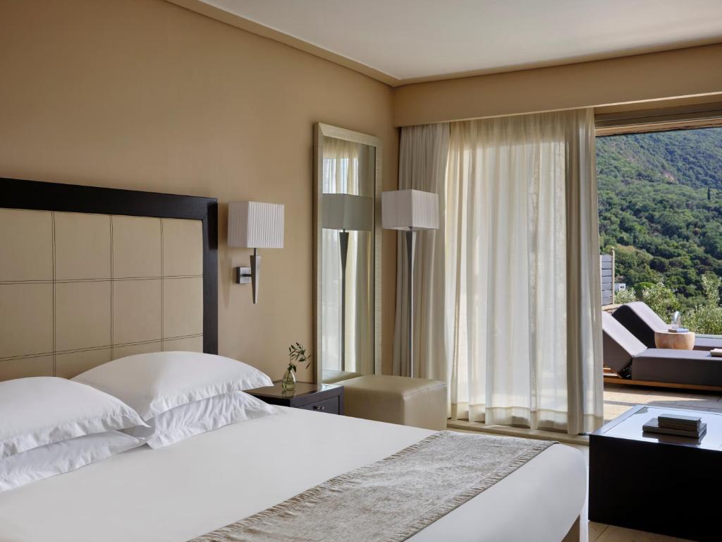Atlantica Grand Mediterraneo Resort - Adults Only - Deluxe Double Room With Sea View And Private Pool
