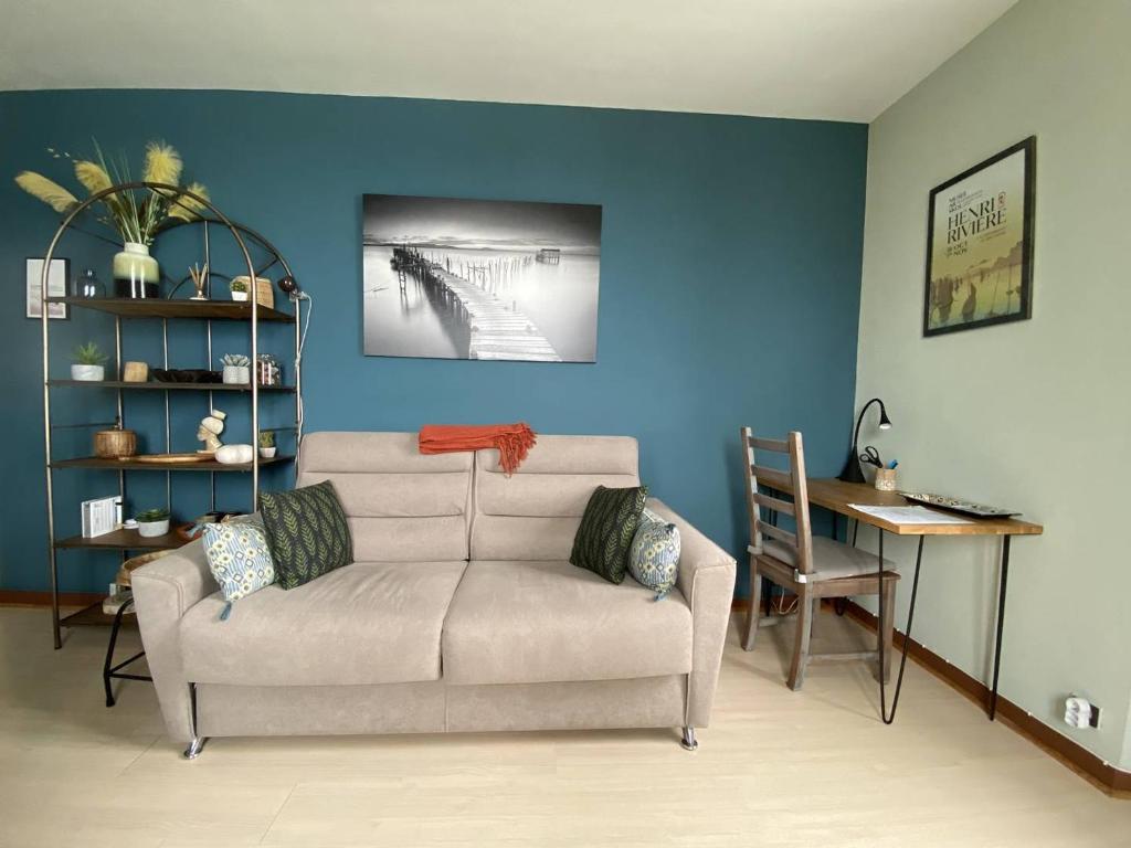 Posedenie v ubytovaní Appartement avec WIFI, VUE SUR LE PORT DE PLOUMANAC'H à PERROS-GUIREC - Réf 876