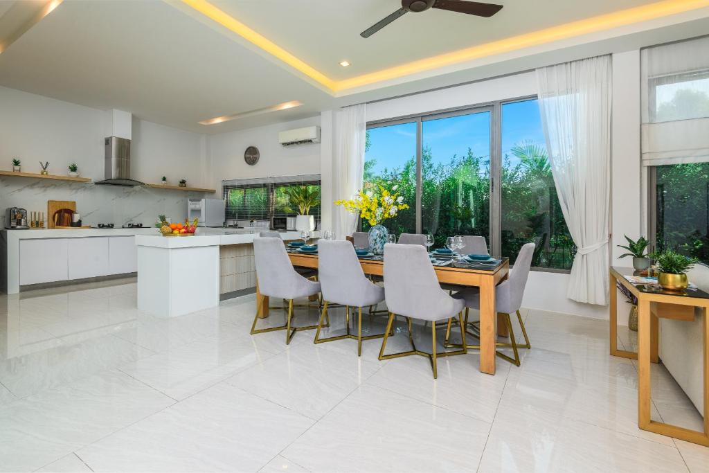 Villa Mimosa 1, Luxury 4BR with Private Pool/Rawai photo