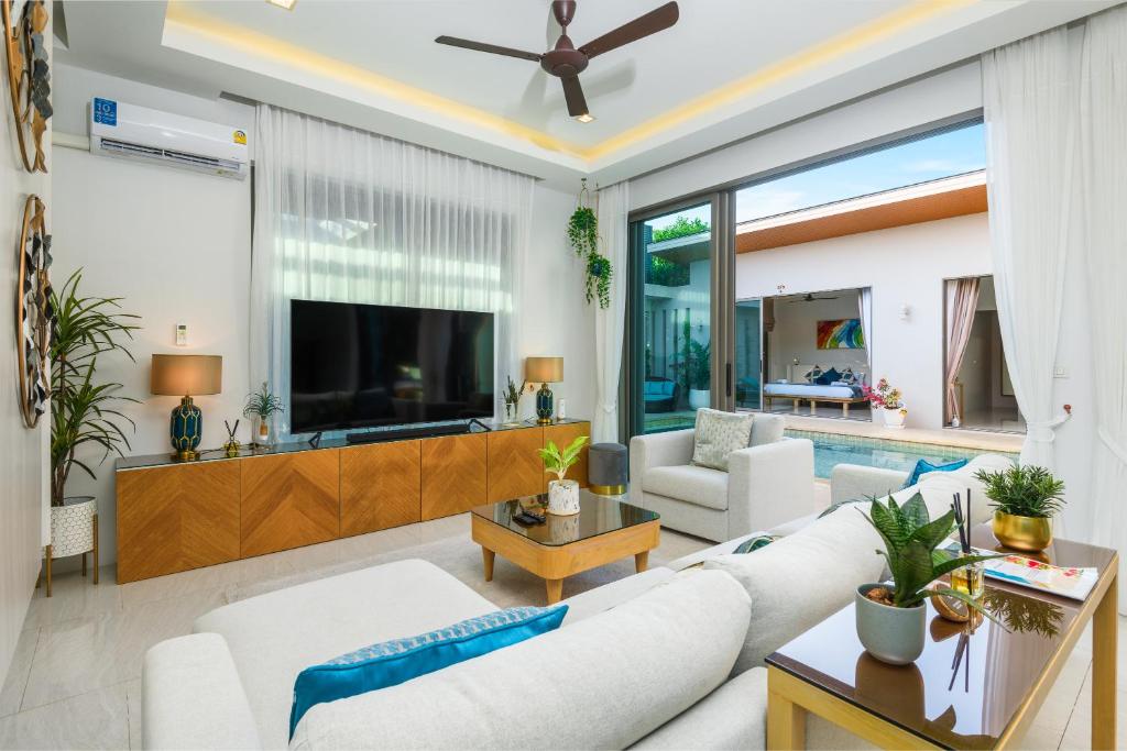 Villa Mimosa 1, Luxury 4BR with Private Pool/Rawai photo