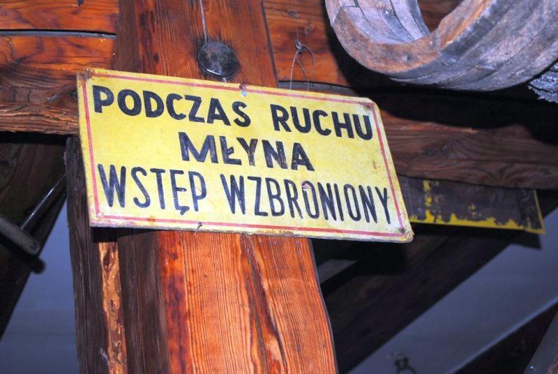Certifikát, hodnocení, plakát nebo jiný dokument vystavený v ubytování Karczma Stary Młyn