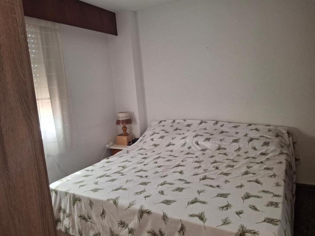 Postel nebo postele na pokoji v ubytování Appartement proche mer avec piscine