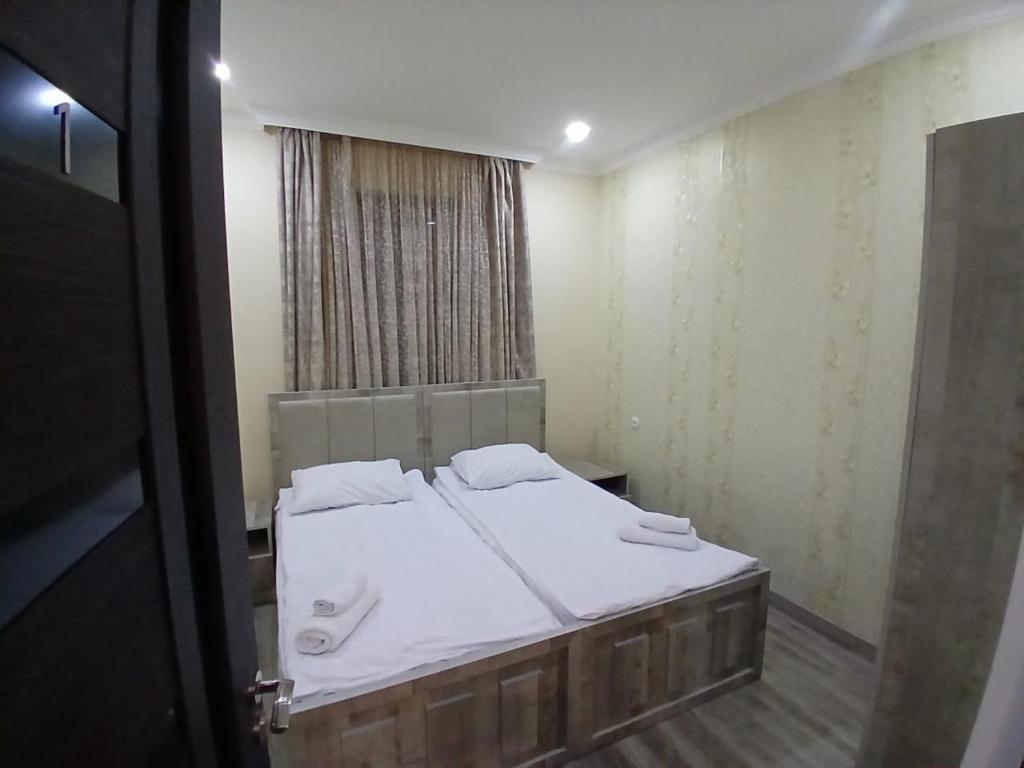 RiverSide Guest House - Quarto Twin Standard Com Vista Jardim