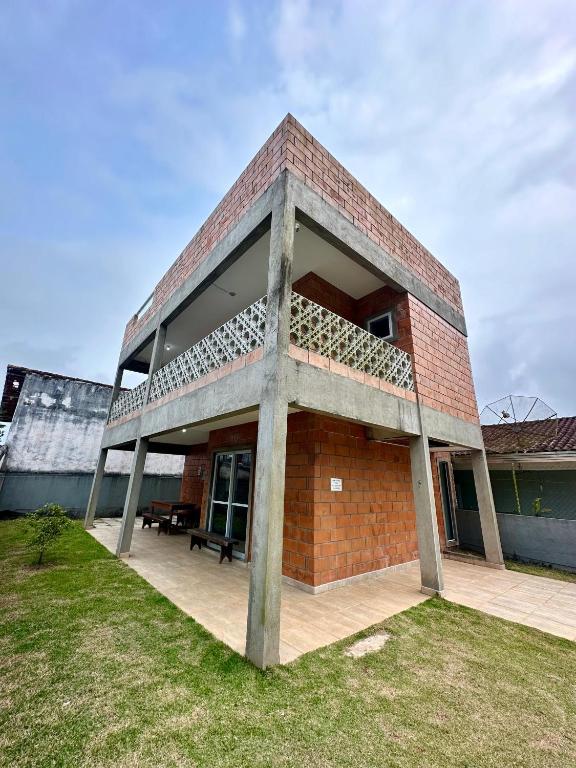 Casa com Vista do Mar e Montanha