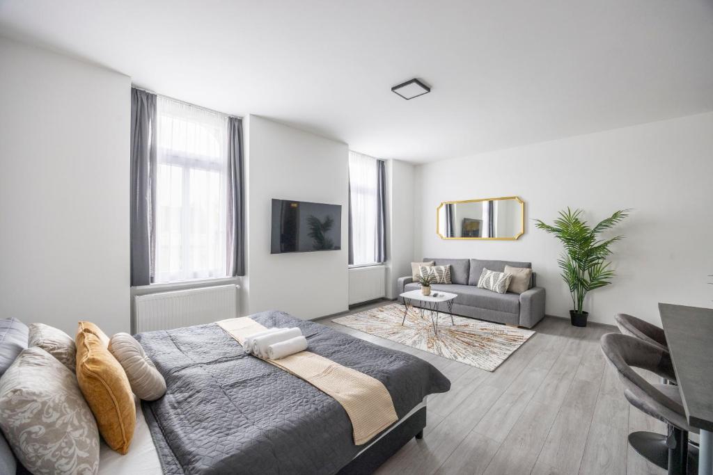 Exclusive & Grand City Central Residence w' 4BEDRM, 3BATHRM 1073 Budapest, 40-42 Erzsébet körút kép - 1