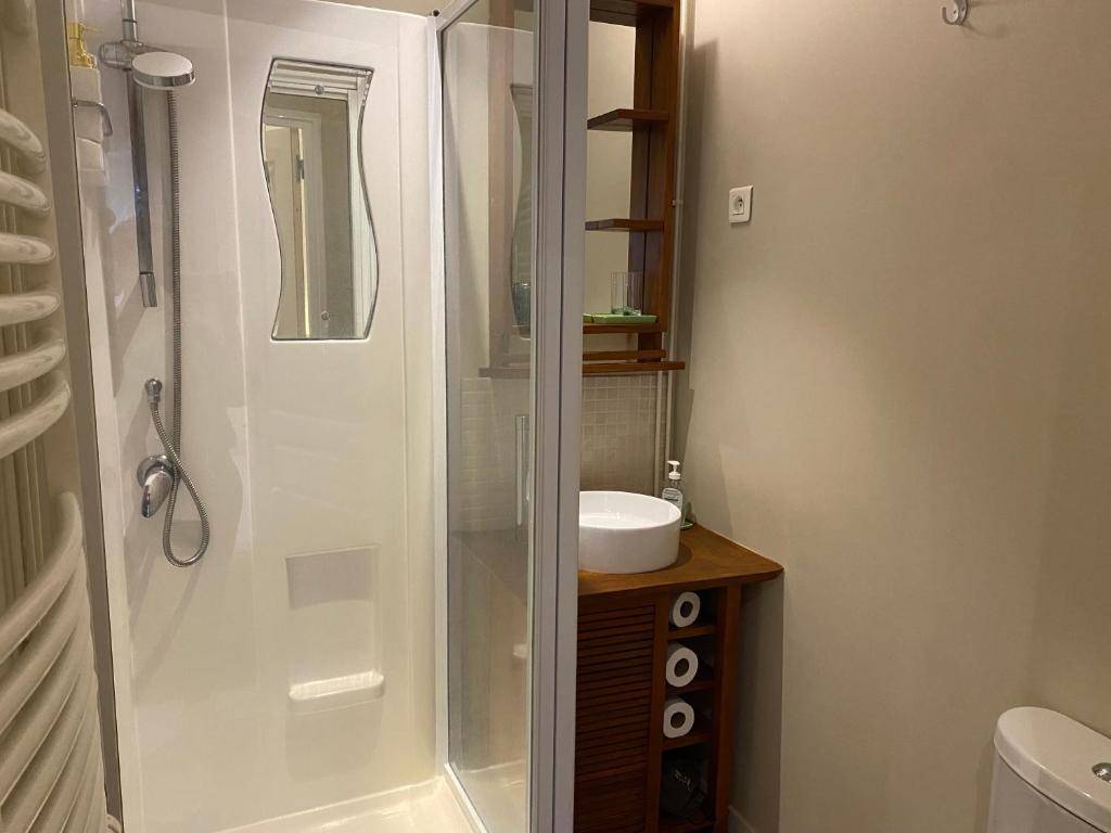 Hotel Saint Yves - Resim 8