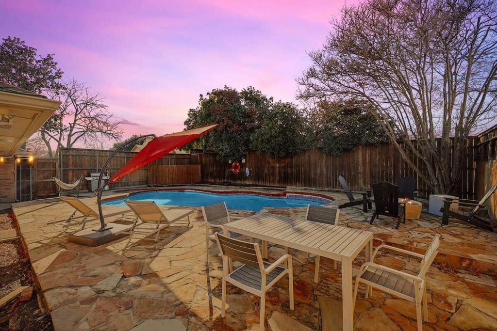 Πισίνα στο ή κοντά στο Amazing Big Home - Cinema Room Pool and Jacuzzi