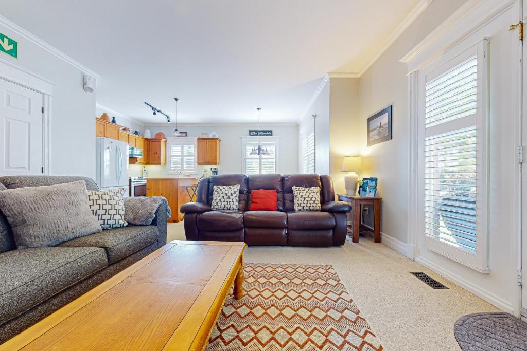 Snowbridge - Two-Bedroom Townhouse