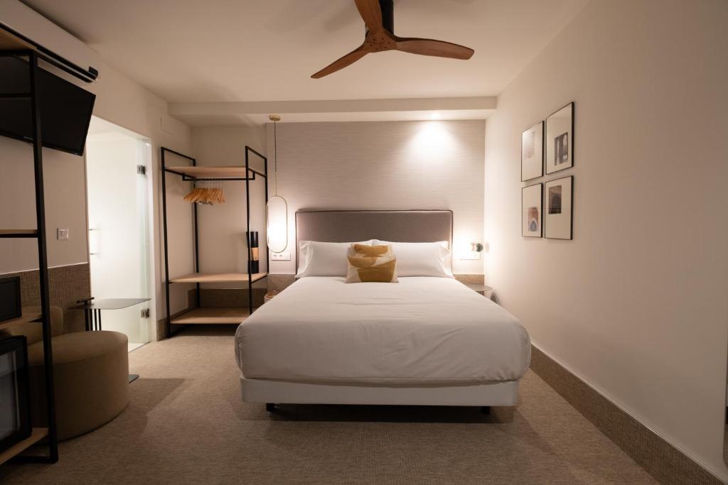 Hotel Cetina Casa de Aguilar - Resim 6