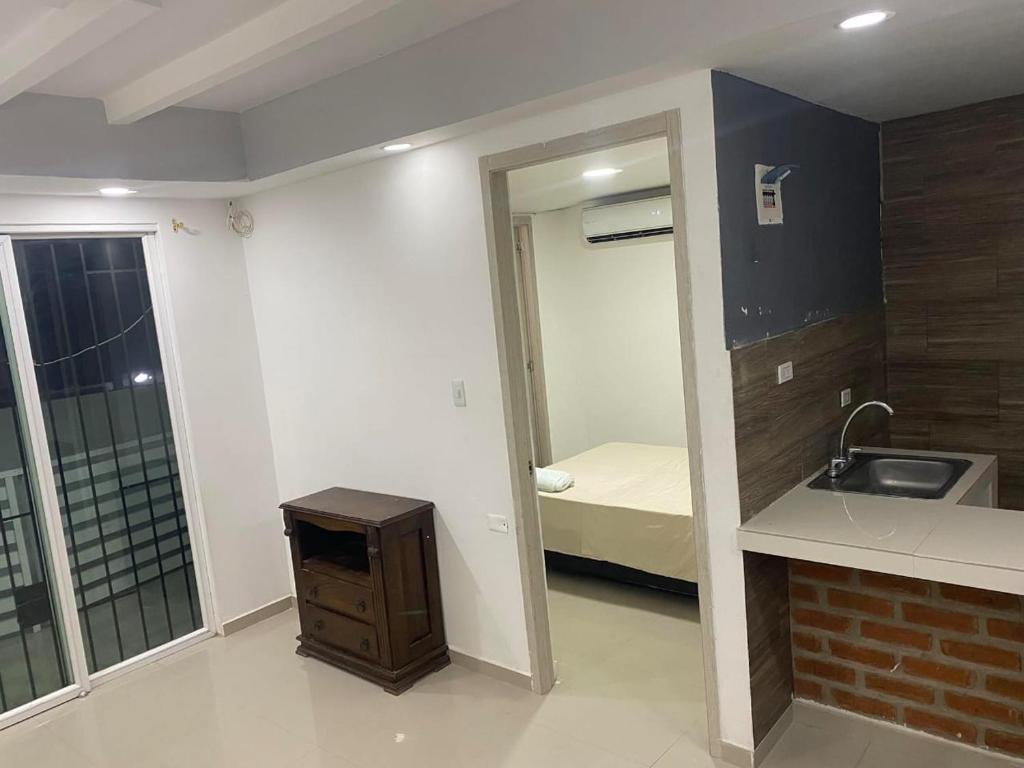 Kuchyň nebo kuchyňský kout v ubytování HOTEL IBIZA