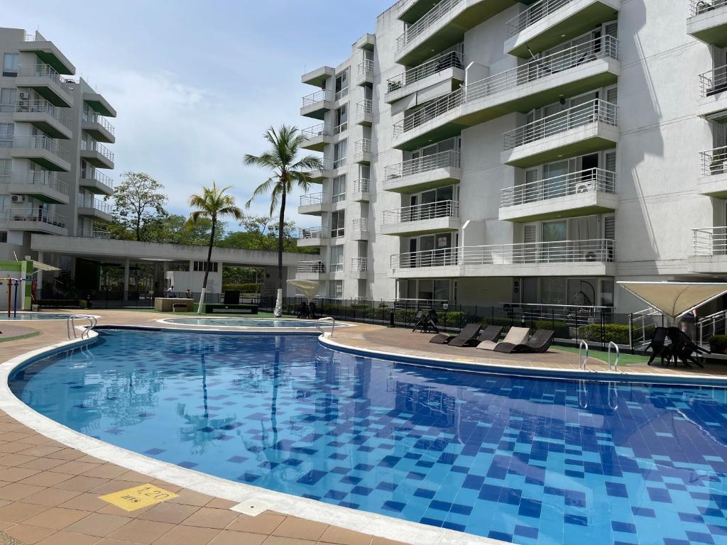 Bazén v ubytování Espectacular apartamento en Melgar nebo v jeho okolí