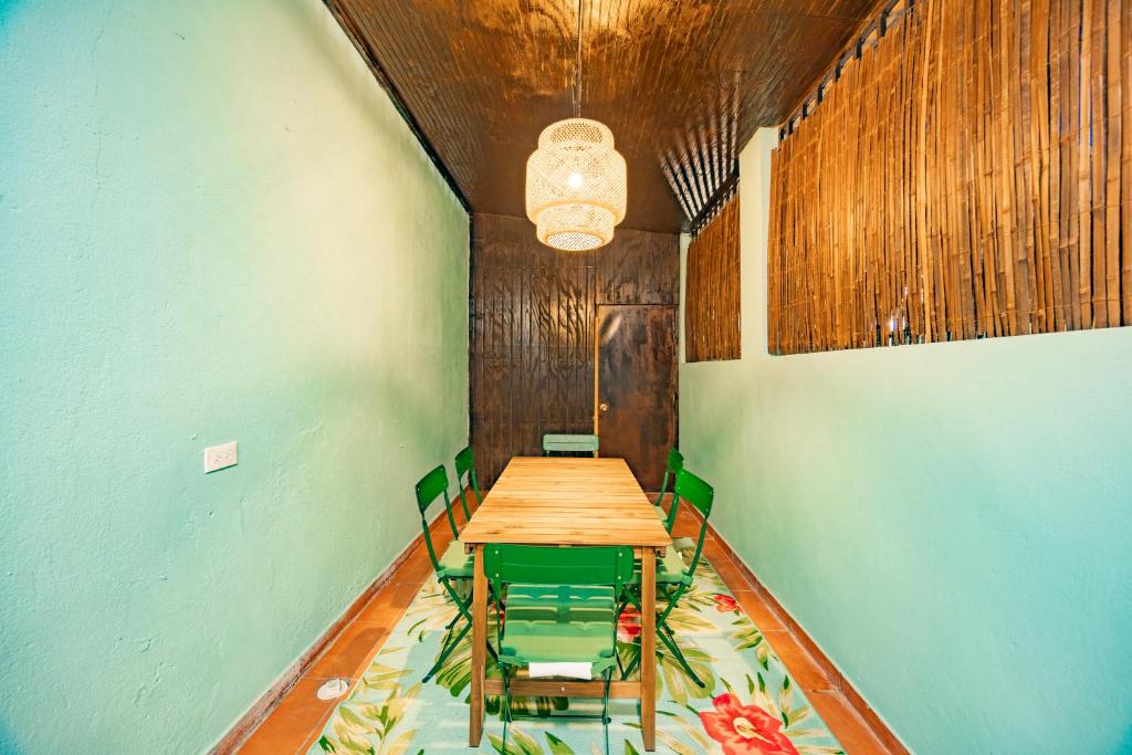 Posezení v ubytování Oceanview Escape Private Pool Villa