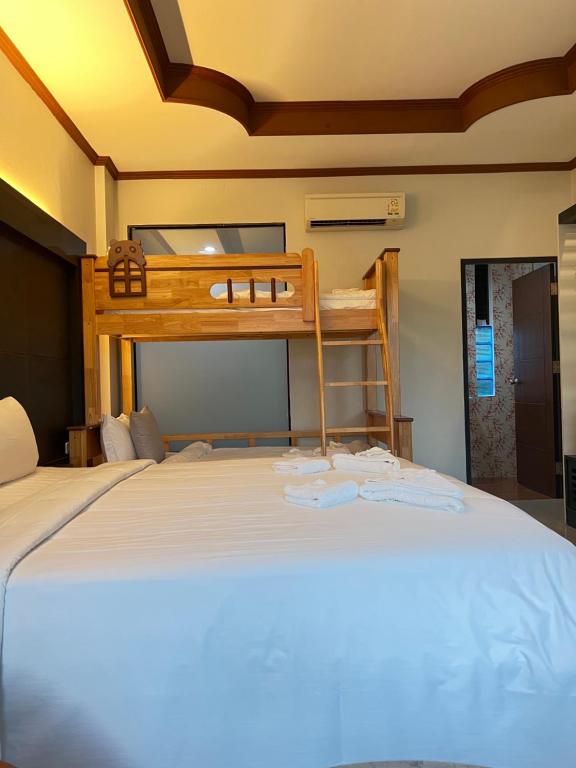 Blue Carina Hotel Phuket - Resim 29