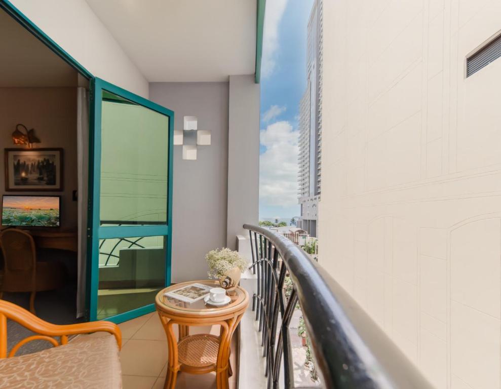 Ban công/sân hiên tại Green Nha Trang