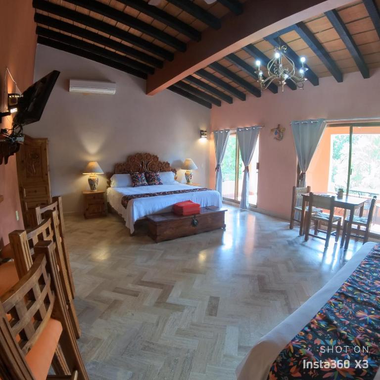 Casa Virgilios B&B - 行政三重房间