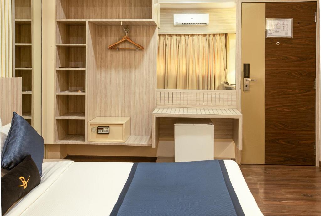 Hotel Bawa Regency photo