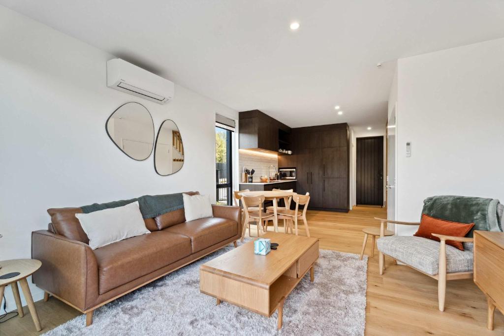 Mt Roy Delight - Resim 13