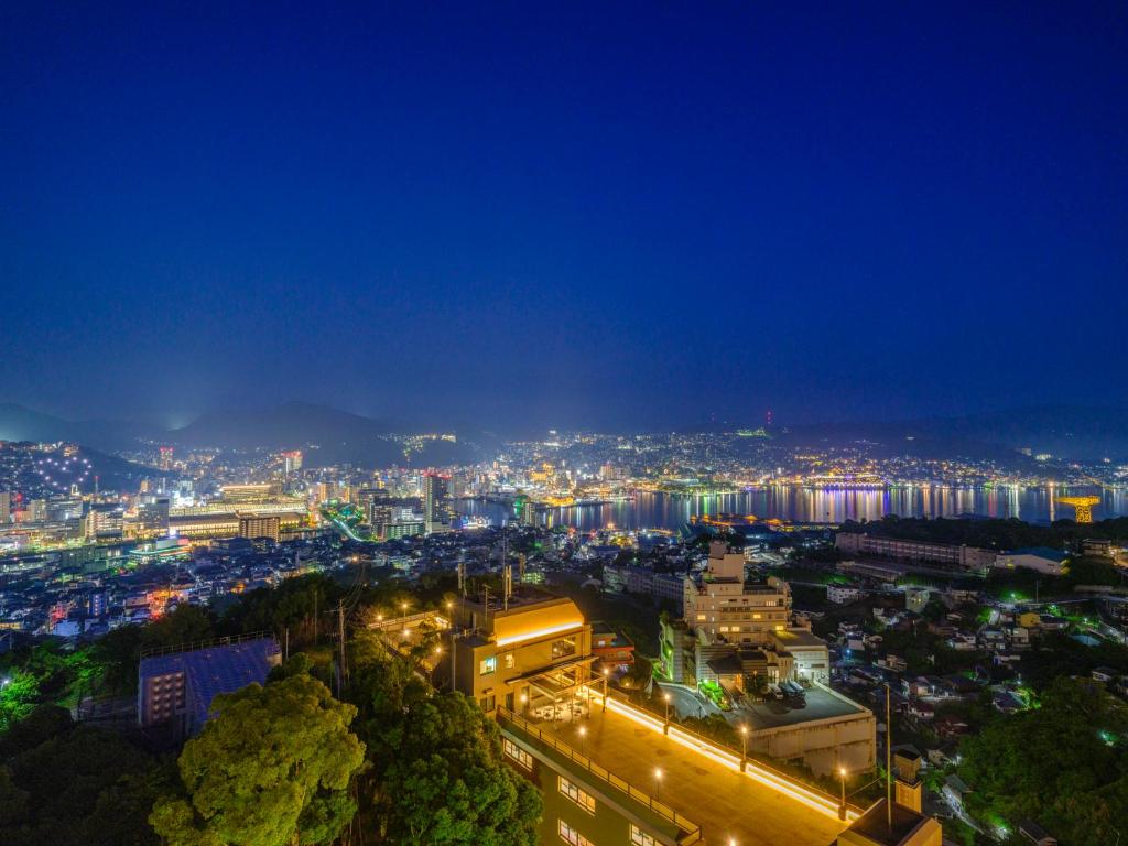 稲佐 山 観光 ホテル