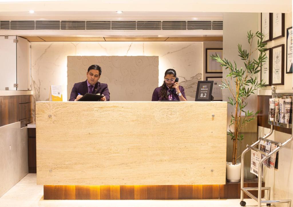 Os funcionários de Hotel Bawa Continental
